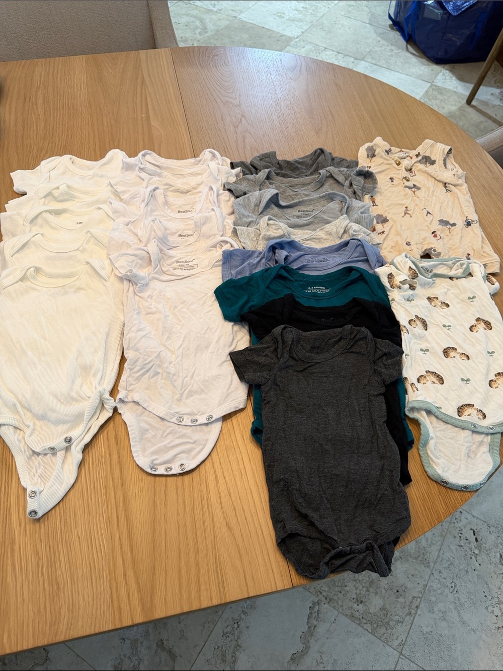 20 0-3 month bamboo onesies